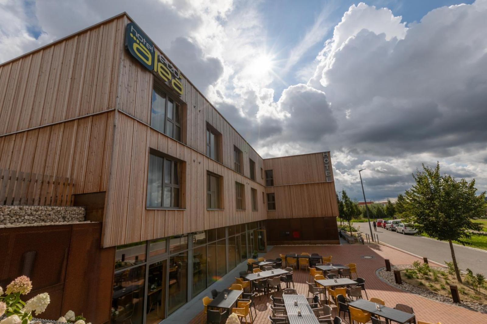 Oekohotel Aus Holz Alea Eco Pfaffenhofen an der Ilm ภายนอก รูปภาพ